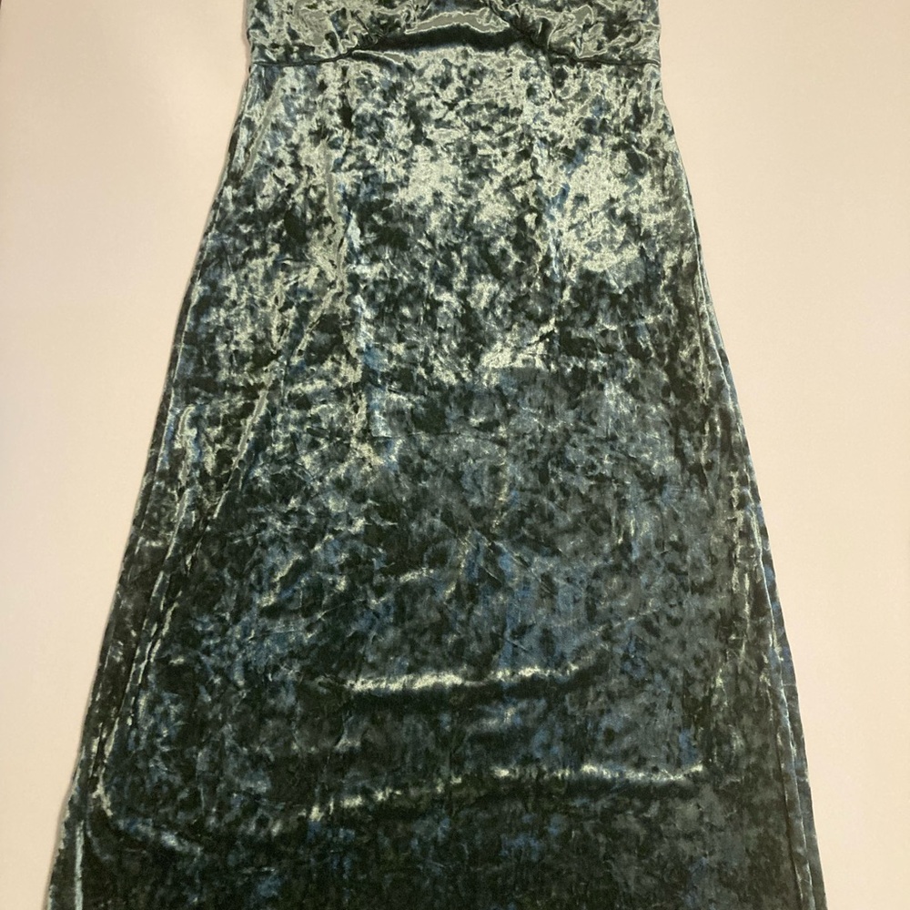 Jessica Simpson Velvet Midi Dress in Deep Green size M NWT